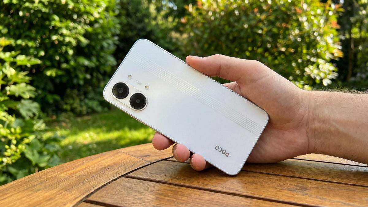 POCO X8 Pro AnTuTu score, Dimensity 8500 Ultra benchmark, POCO X8 Pro gaming, POCO X8 Pro thermals, POCO X8 Pro review, POCO X8 Pro specs