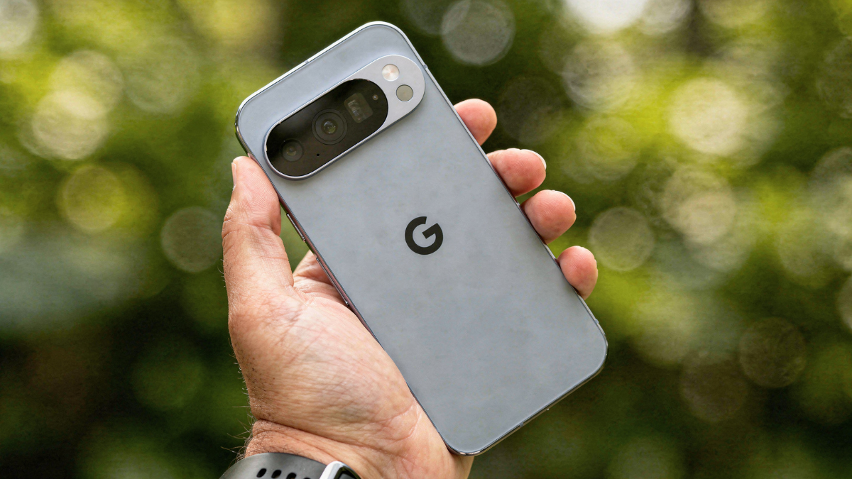 Google Pixel 10 Pro in hands, Pixel March 2026 update, March Pixel Drop, Pixel Gemini features, Pixel 10 Pro review, Magic Cue Pixel, Pixel desktop mode, Google Pixel problems, Pixel Tensor G5, Pixel 10 Pro camera
