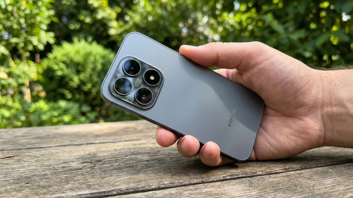 Xiaomi 17 Ultra camera vs Samsung Galaxy S26 Ultra, Xiaomi 17 Ultra Leica 1 inch sensor, 200MP telephoto test, Xiaomi 17 Ultra review, best camera phone 2026