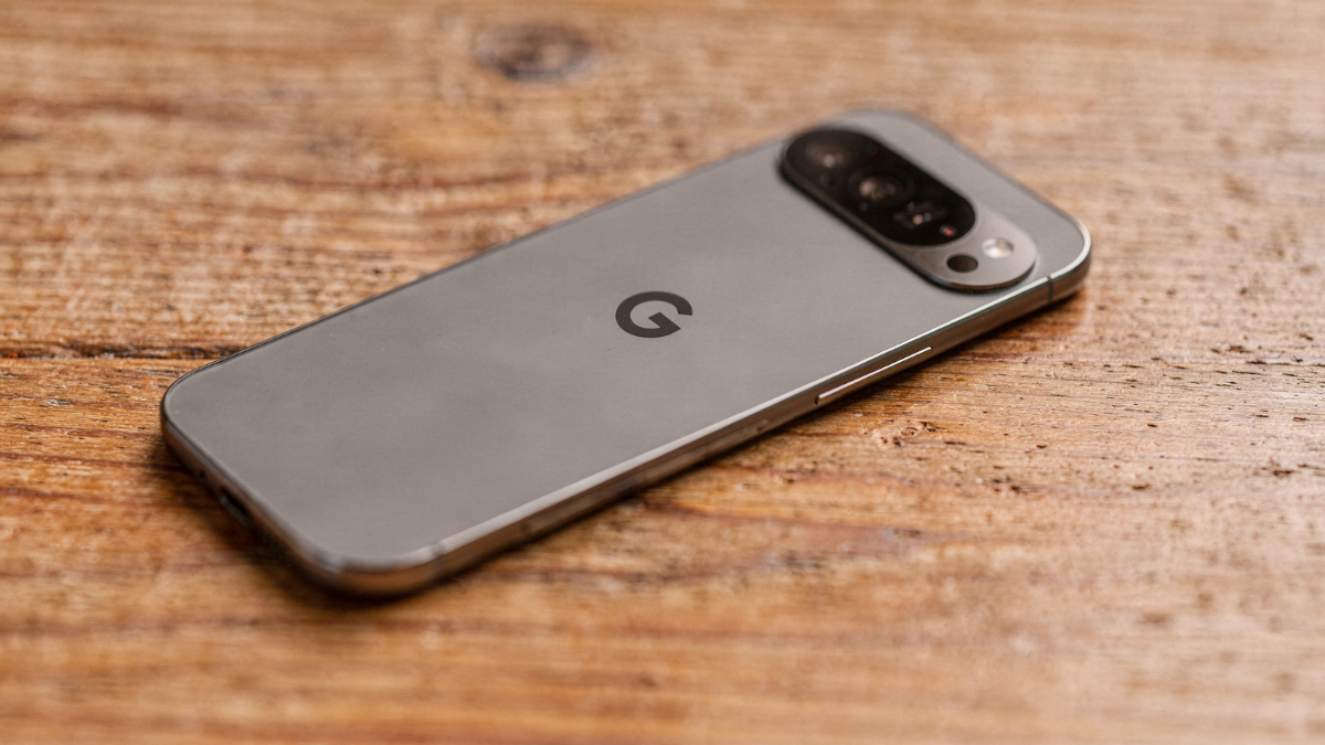 Closed Picture of Pixel 10 on a table